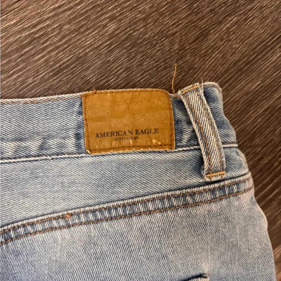 American Eagle Outfitters Light Blue Distressed Boyfriend Jeans - Picture 11 of 11